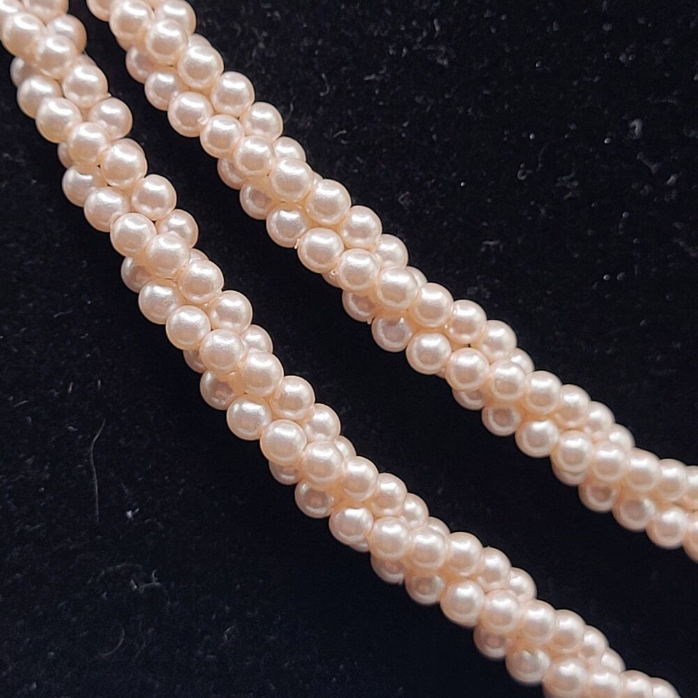 VIntage Hollywood Glam Twisted Simulated Pearl Necklace 30in